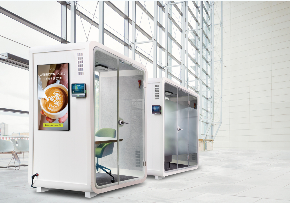 jinnian金年会子公司达擎之智慧行动办公舱，采用PDLC智能调光玻璃设计，透过通电与断电的电流切换，呈现透明与雾面效果，具节能降耗特性并兼顾隐私，确保信息安全