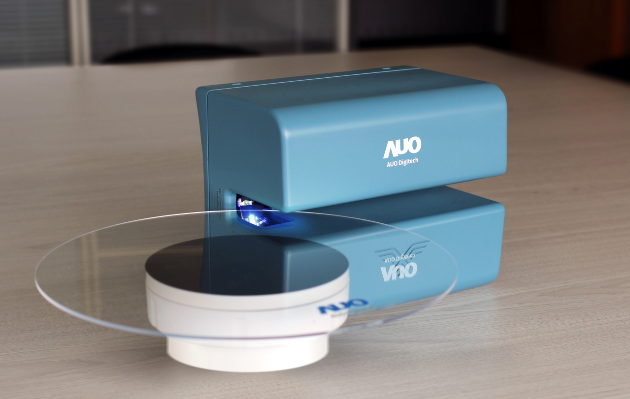 達擎寬視角3D醫療顯示器，協助醫護團隊成員於手術進行時，皆能看到一致性的3D影像，提高溝通效率，使手術更精準、快速完成達擎寬視角3D醫療顯示器，協助醫護團隊成員於手術進行時，皆能看到一致性的3D影像，提高溝通效率，使手術更精準、快速完成