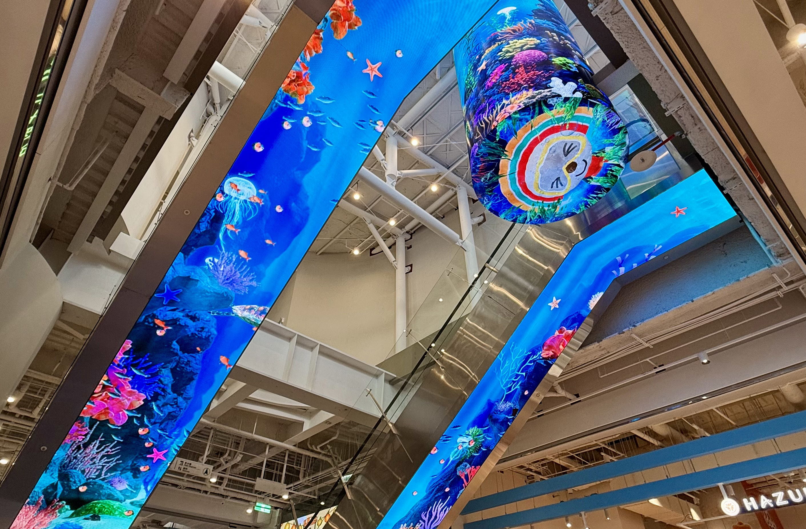 達擎與傑可達整合先進顯示技術與軟硬體應用服務，提供一系列大型LED顯示解決方案，為全新改裝開幕的「清水服務區」佈局嶄新視覺體驗。